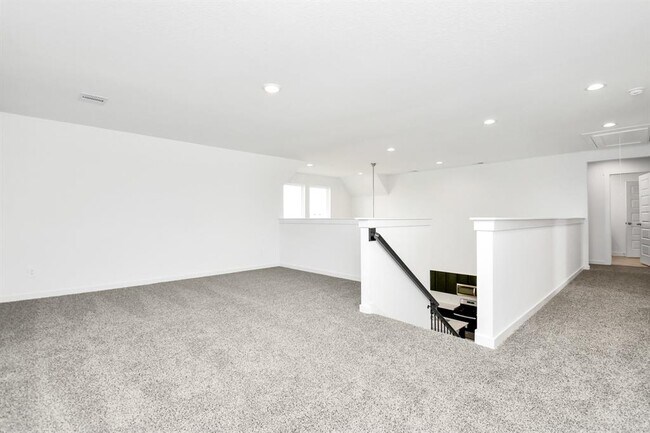 Building Photo - 3843 Pierce Pl Ln