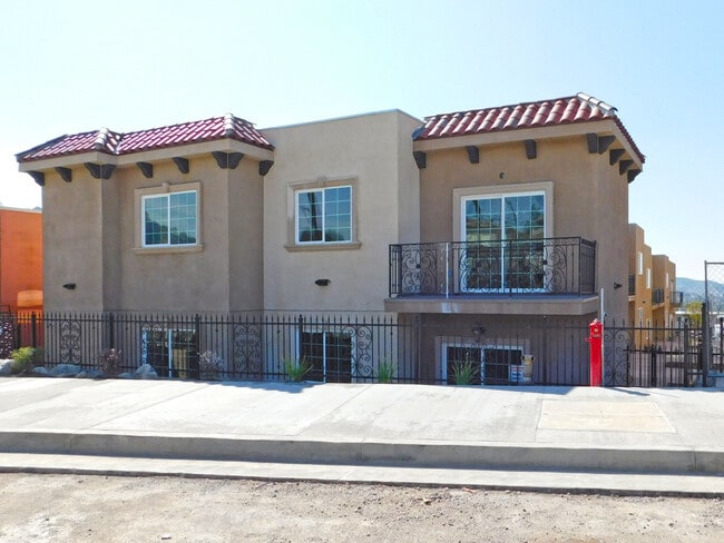 Building Photo - Tujunga Canyon, 10211-10215