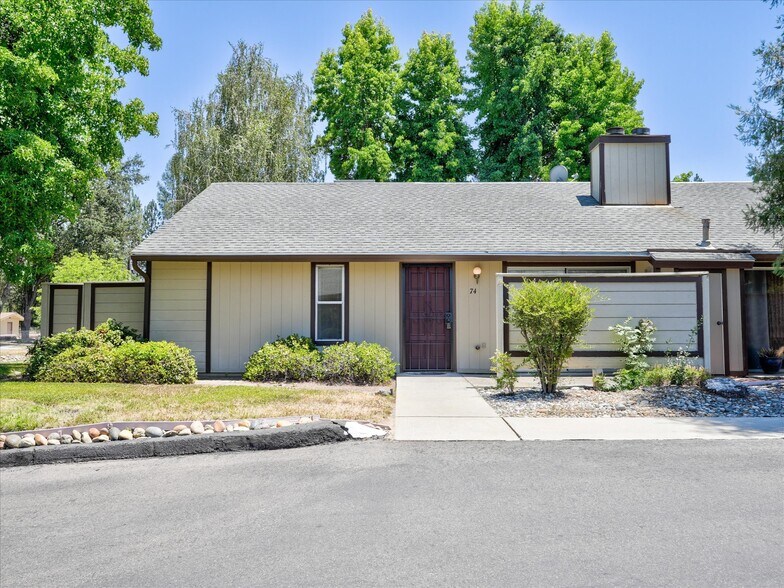 Building Photo - 49400 River Park Rd
