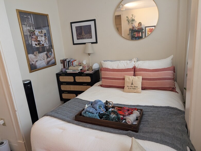 Building Photo - 1665 Commonwealth Ave