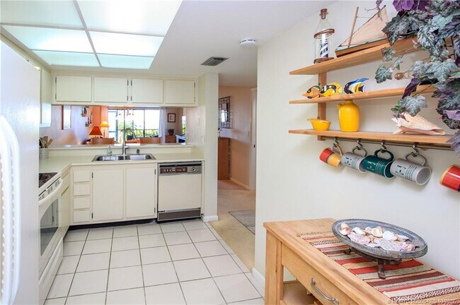 Building Photo - 4620 NE Sandpebble Trce