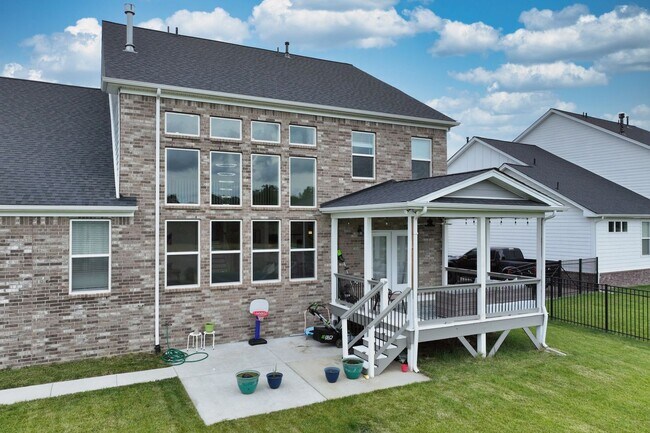 Building Photo - **EXECUTIVE 2022-BUILT HOME IN WILLIAMSON ...