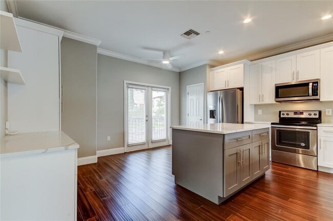 Building Photo - 12605 Bassbrook Ln