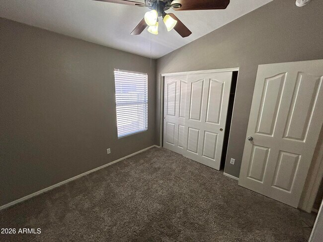 Building Photo - 1453 E Sierra Madre Ave