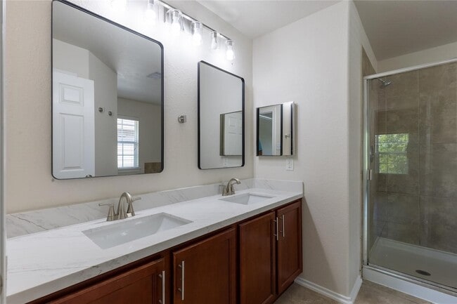 Building Photo - 24642 Folkstone Cir