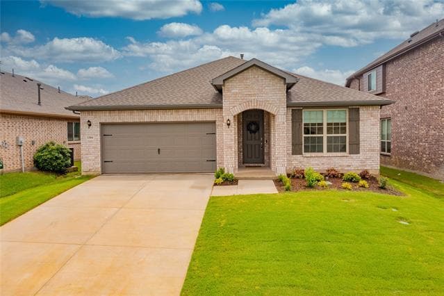Building Photo - 1304 Coyote Ridge