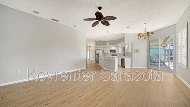 Building Photo - 4239 Balmoral Way