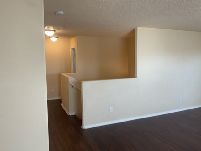 Building Photo - 3635 Buckskin Loop NE