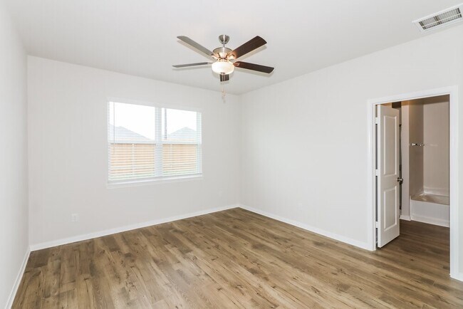 Building Photo - 7518 Tipton Meadow Way