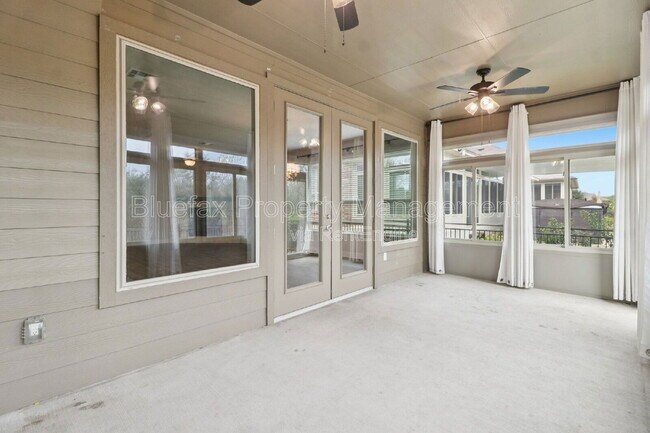 Building Photo - 9226 King Valley