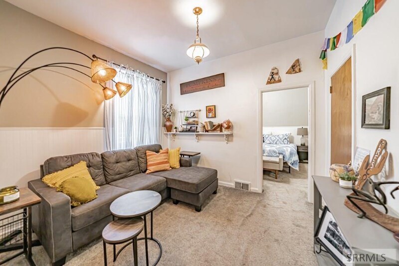 Building Photo - 2910 E Lincoln Rd