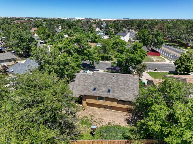 Building Photo - 2380 Middleton Ct