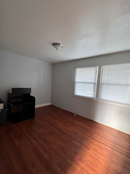 Building Photo - 5975 W 86th Pl
