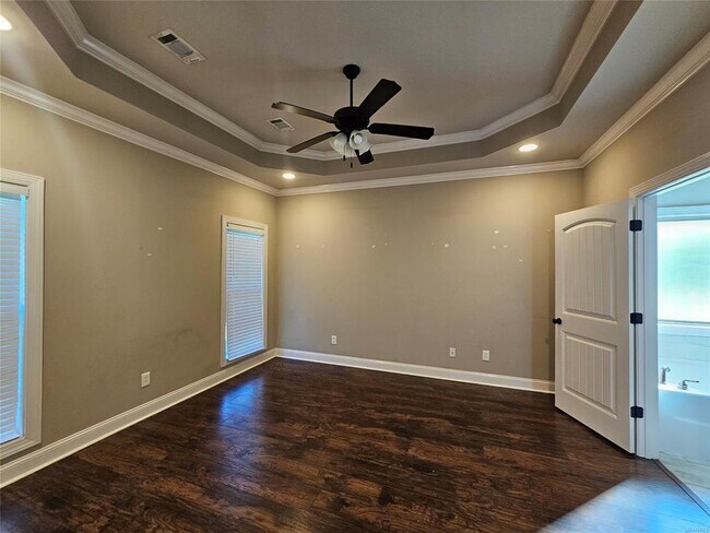 Building Photo - 1017 Ridge Point Dr
