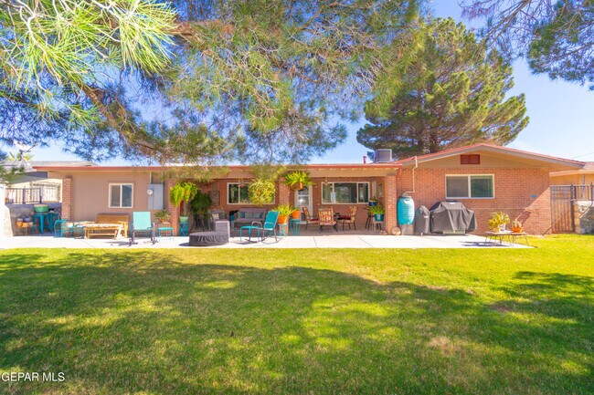 Building Photo - 3417 Aberdeen St