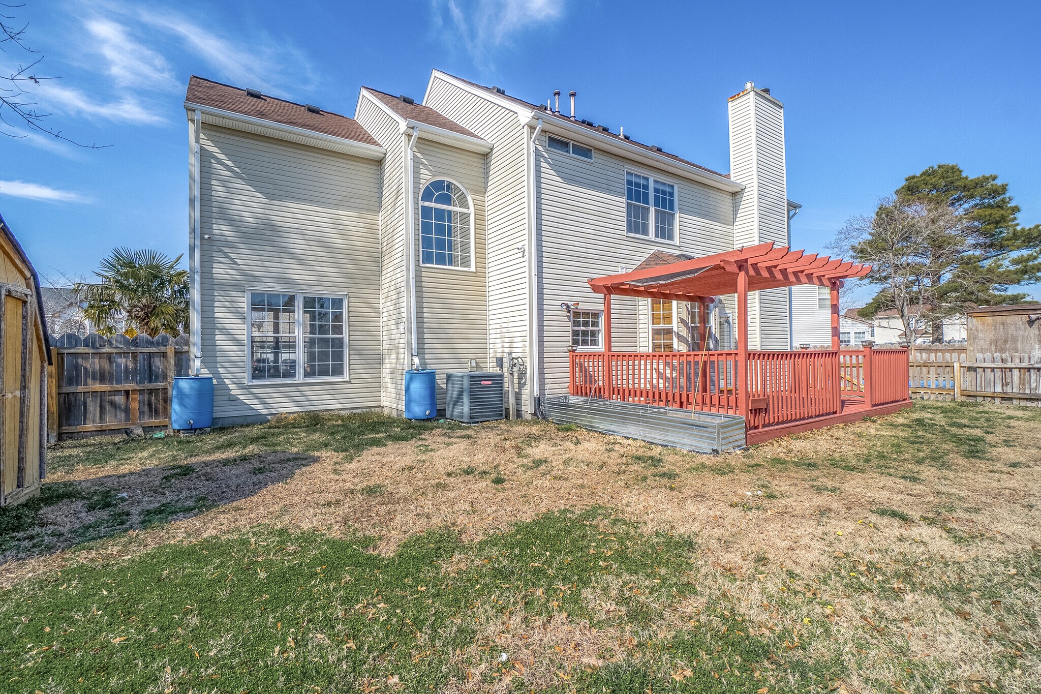 Building Photo - 305 Hidden Falls Ct