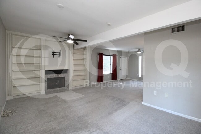 Building Photo - 6149 E Delcoa Ave