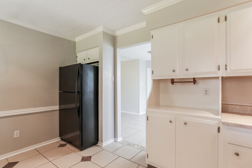 Building Photo - 4306 Hickorygate Dr