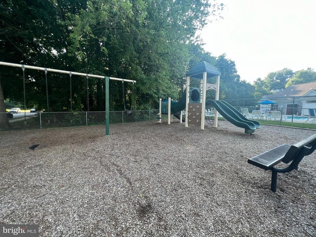 Building Photo - 7532 Coxton Ct