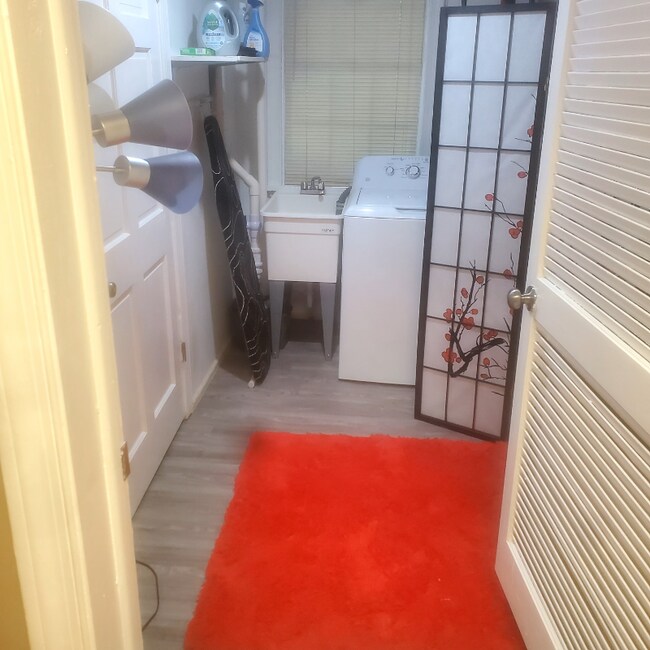 Building Photo - 4155 Central Park Pl