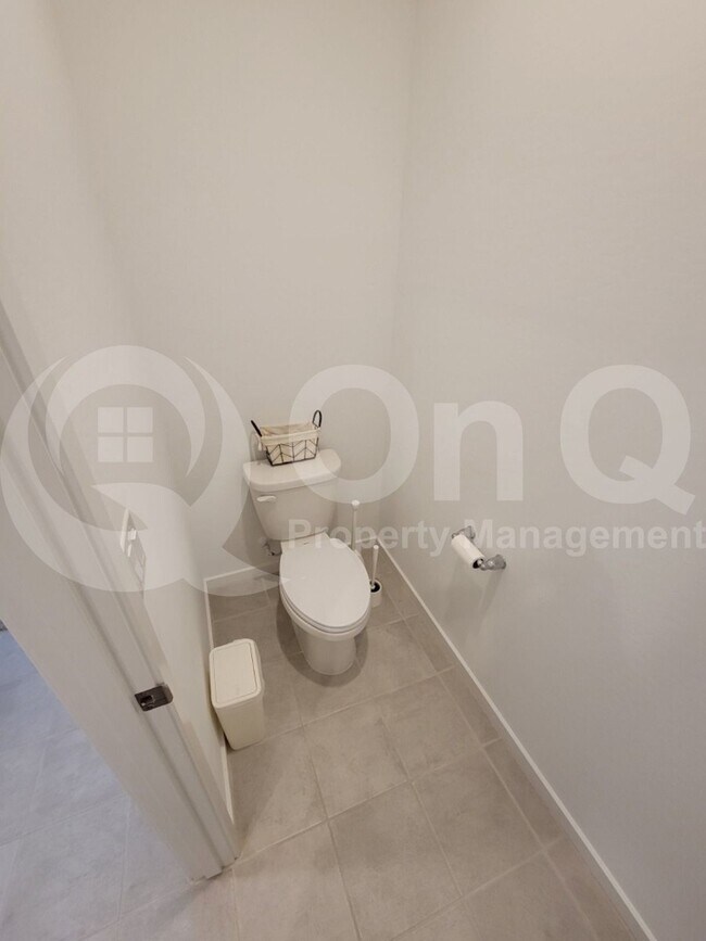 Building Photo - 32296 Colorado Ln