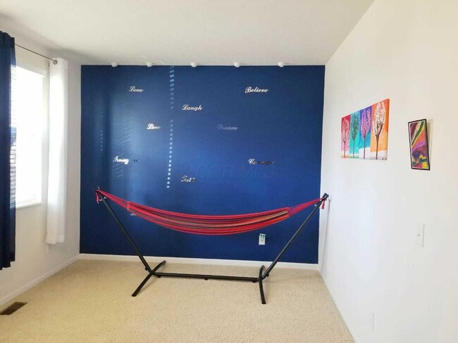 Building Photo - 336 Braxton St