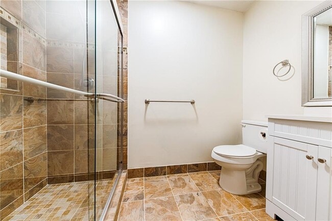 Building Photo - 4161 W Pointe Dr NW