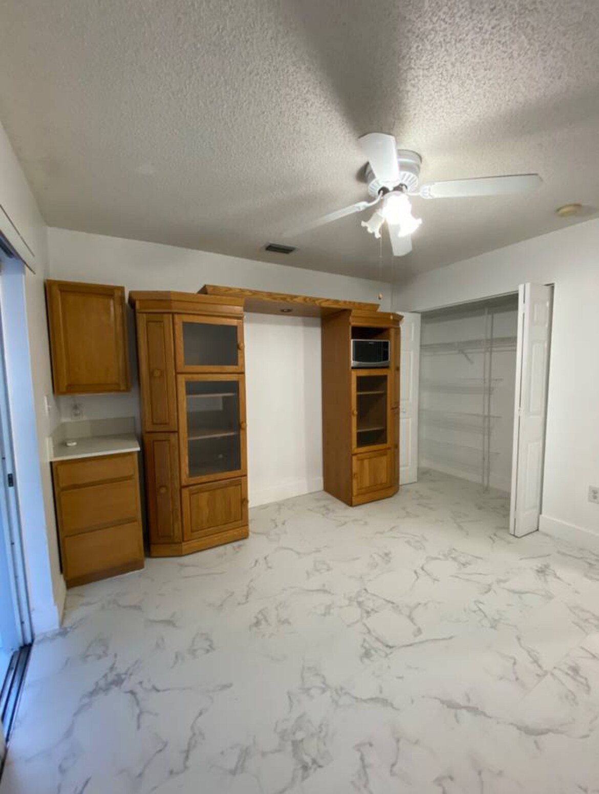 Building Photo - 9149 SW 157th Ct