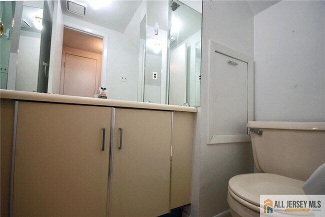 Building Photo - 1150 Schmidt Ln