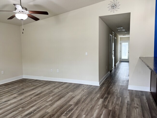 Building Photo - 5143 Carmell Ridge Cir