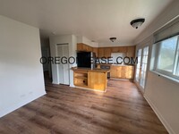 Building Photo - 2 bedroom Westmorland village condominium ...