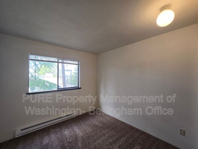 Building Photo - 1252 Nevada St