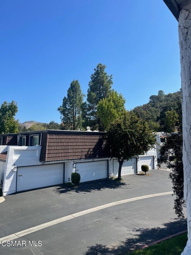 Building Photo - 3709 Summershore Ln