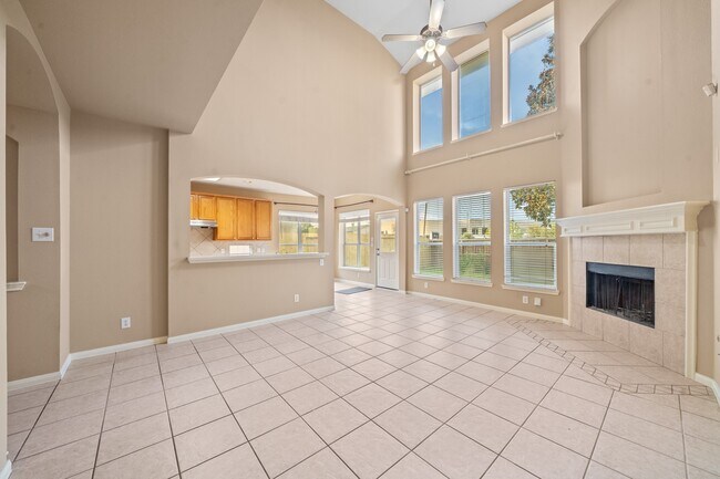 Building Photo - 12714 Mardi Gras Dr