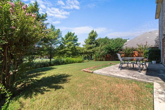 Building Photo - 8417 Robertson Dr