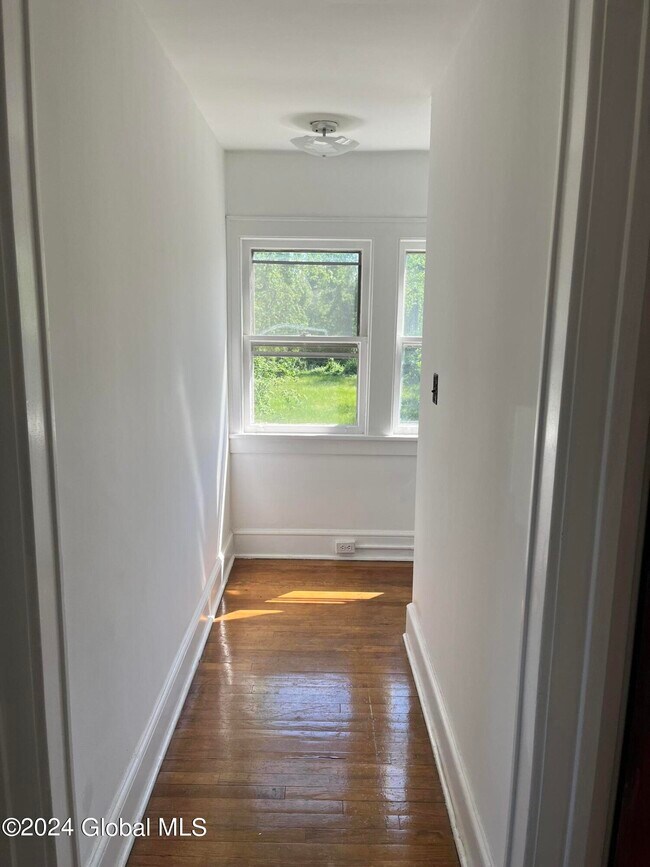 52 Main Ave 52 Main Ave Wynantskill NY 12198 Apartment Finder