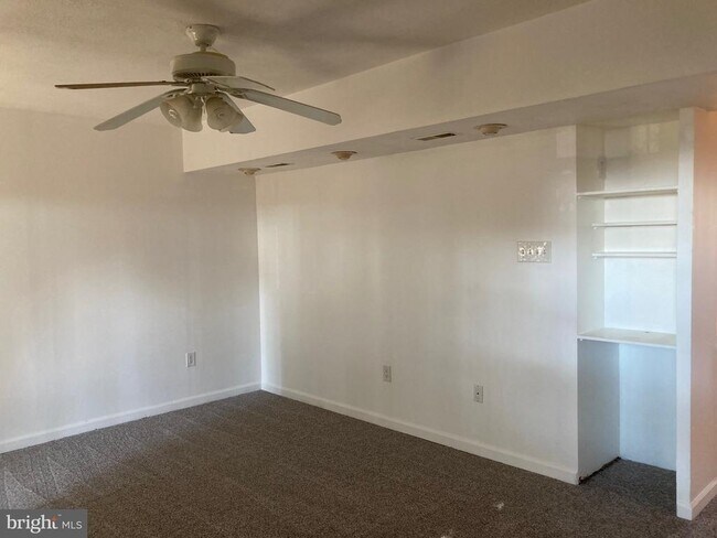 Building Photo - 11232 Cristin's Cir