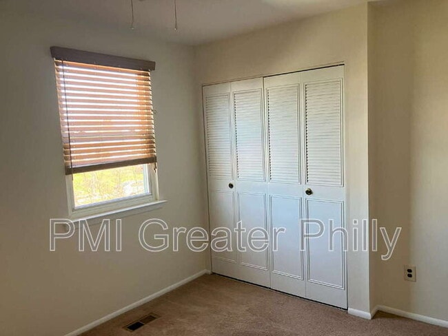 Building Photo - 2466 Brandon Ct