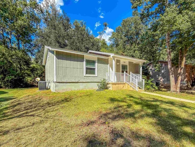 Building Photo - 520 Pasco Ct