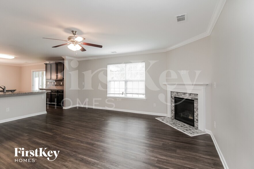 Building Photo - 7516 Niccoline Ln
