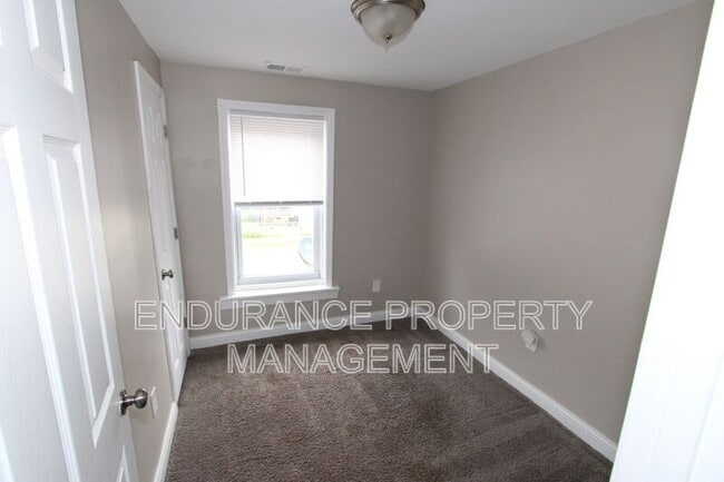 Building Photo - 733 Buckeye St