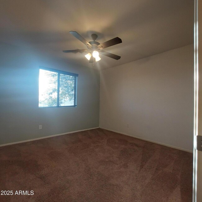 Building Photo - 10225 W Camelback Rd
