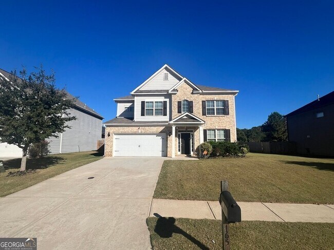 Building Photo - 165 Craines View