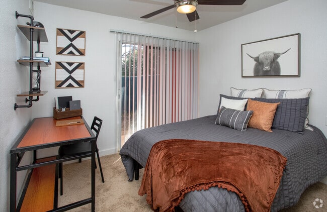 3BR,2BA-1,134SF - Vertex