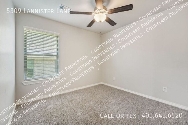 Building Photo - Gated Community in East Edmond community!