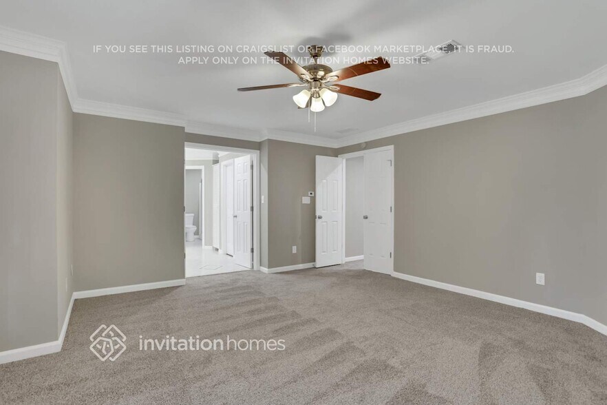 Building Photo - 560 Laurel Wood Ct