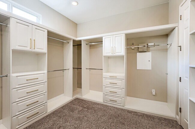 Building Photo - 12620 Javea Dr