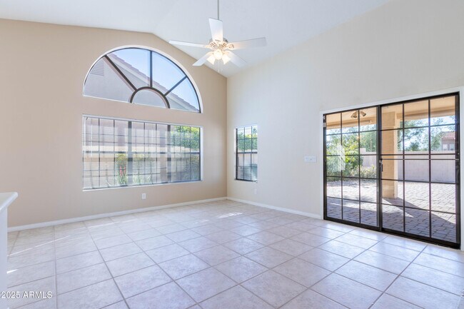 Building Photo - 13358 N 101st Pl