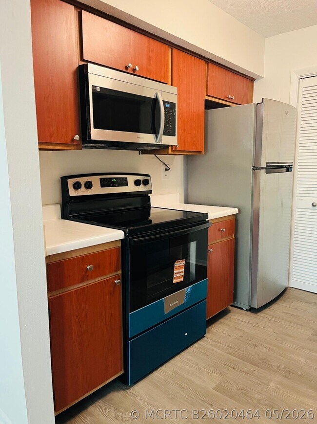 Building Photo - 815 Boynton Beach Blvd
