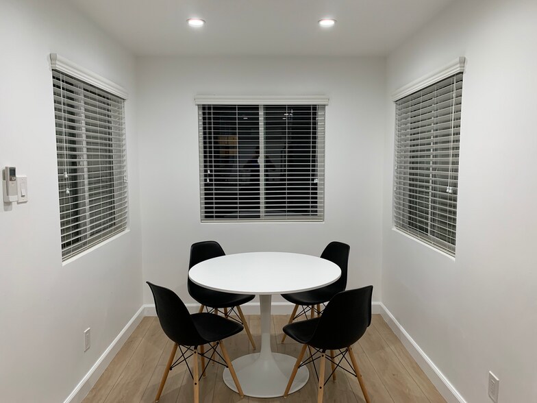 Tenant's dining room set up - 1532 1/2 N Ave 46